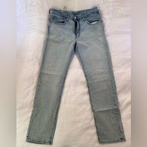 Levi’s 502 Jeans